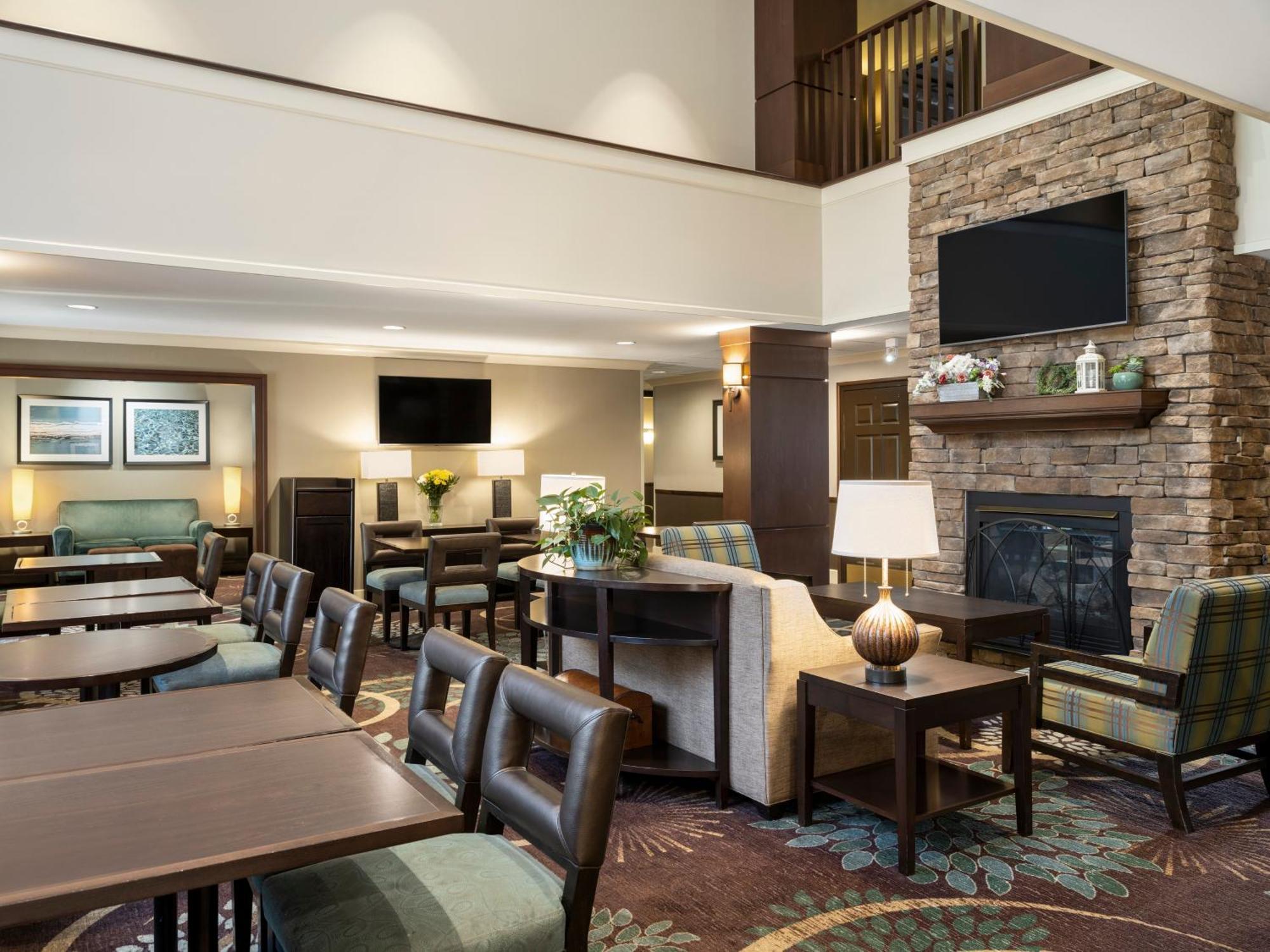 Staybridge Suites Indianapolis-Airport By Ihg Plainfield Exterior photo