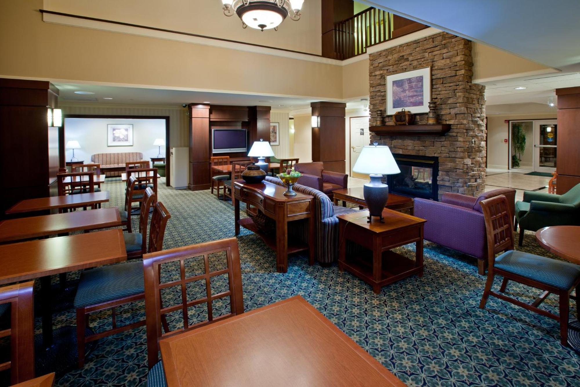 Staybridge Suites Indianapolis-Airport By Ihg Plainfield Exterior photo