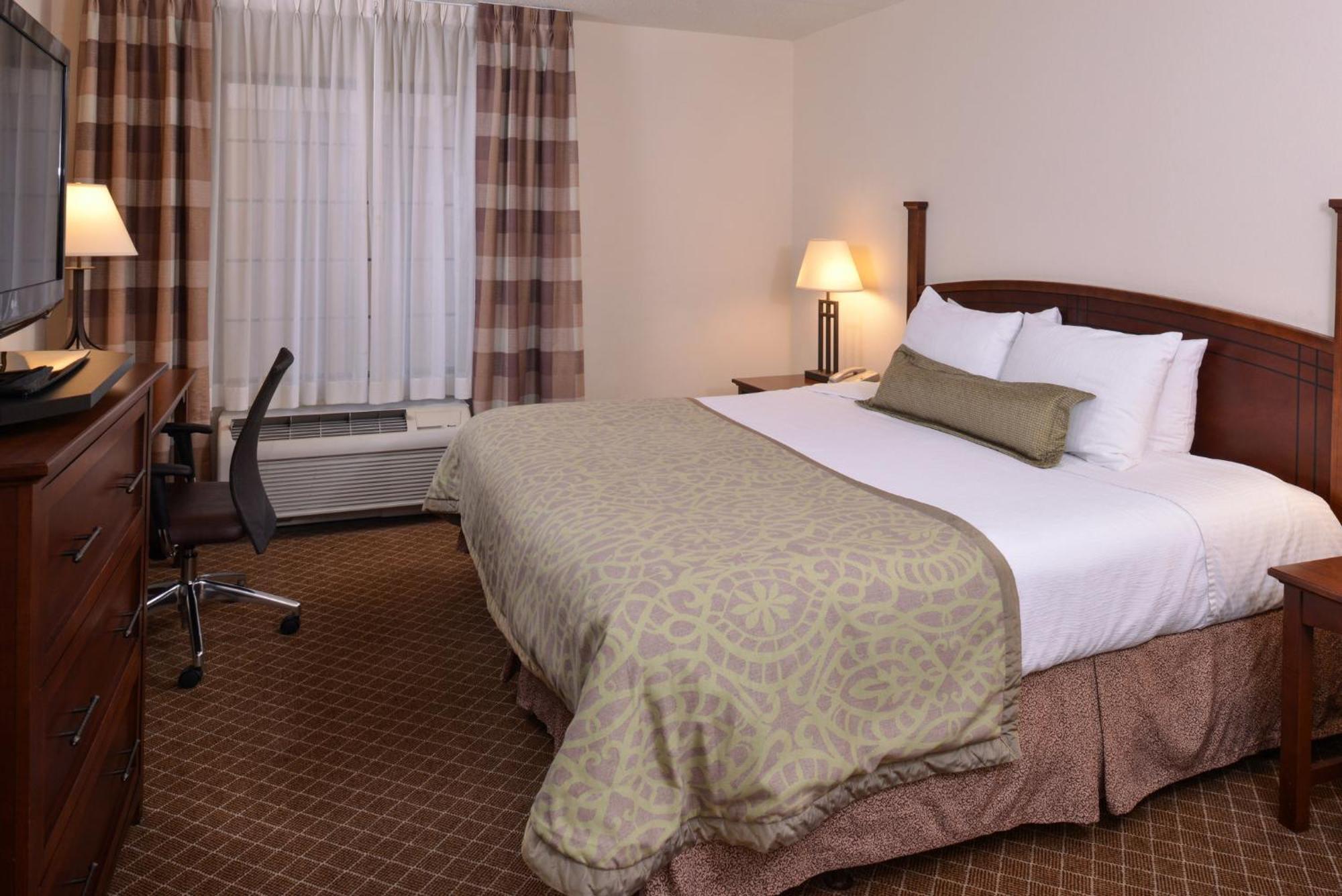 Staybridge Suites Indianapolis-Airport By Ihg Plainfield Exterior photo