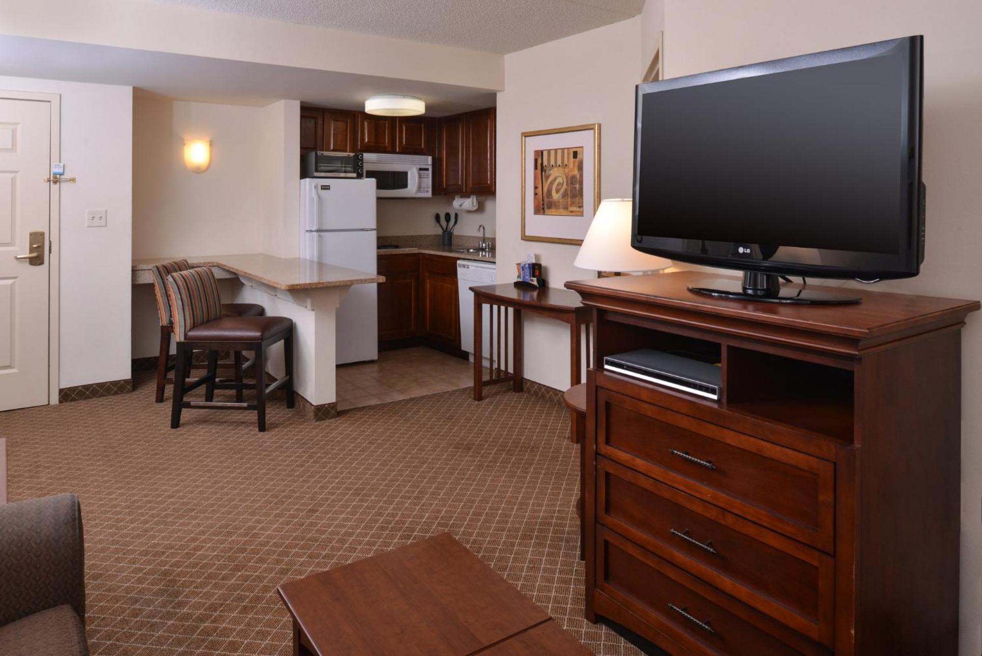 Staybridge Suites Indianapolis-Airport By Ihg Plainfield Exterior photo