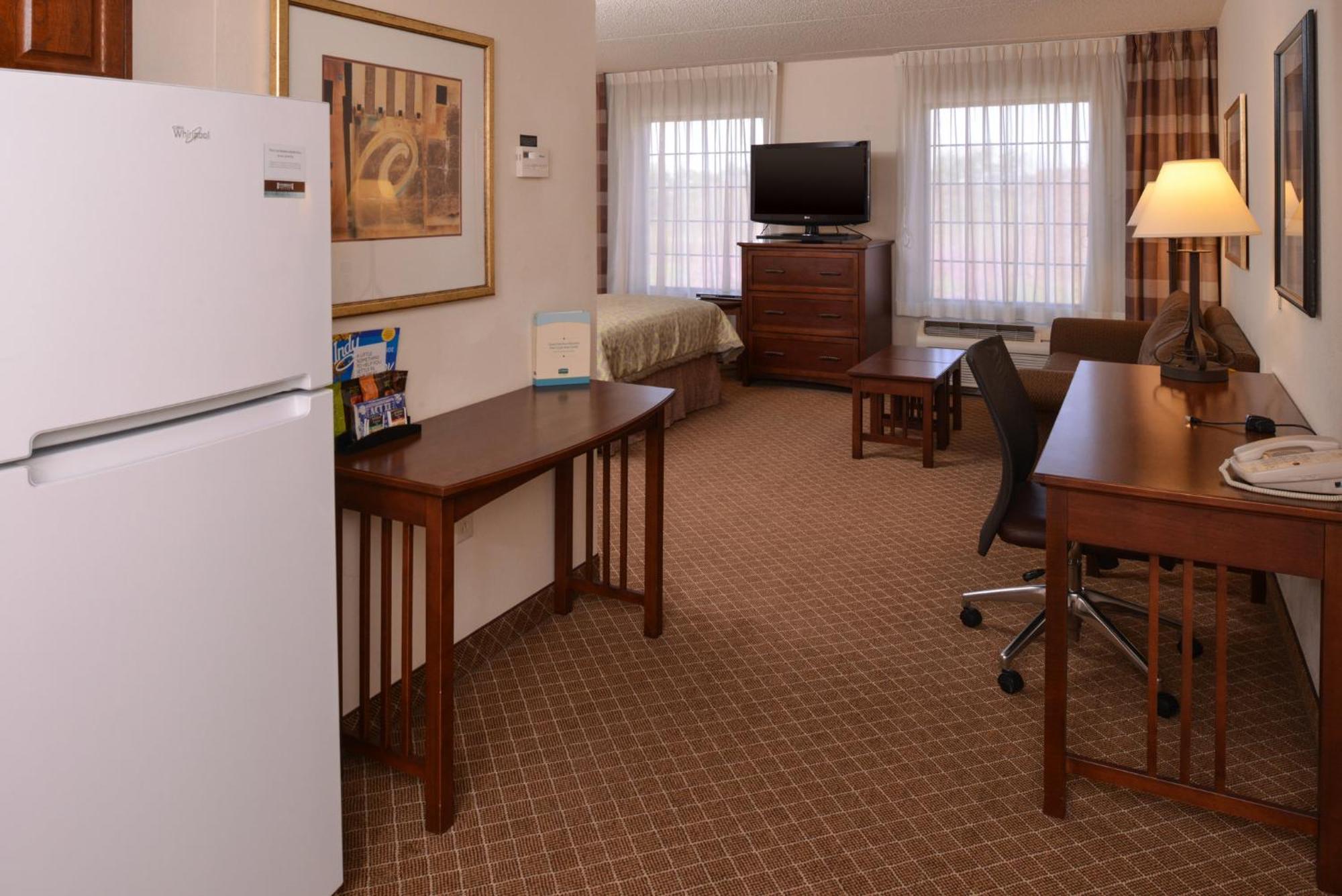 Staybridge Suites Indianapolis-Airport By Ihg Plainfield Exterior photo