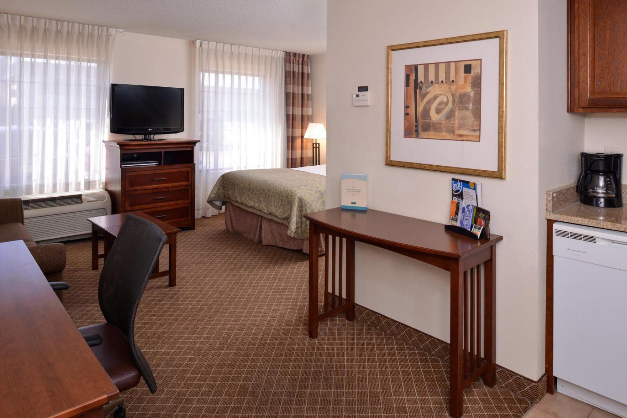 Staybridge Suites Indianapolis-Airport By Ihg Plainfield Exterior photo